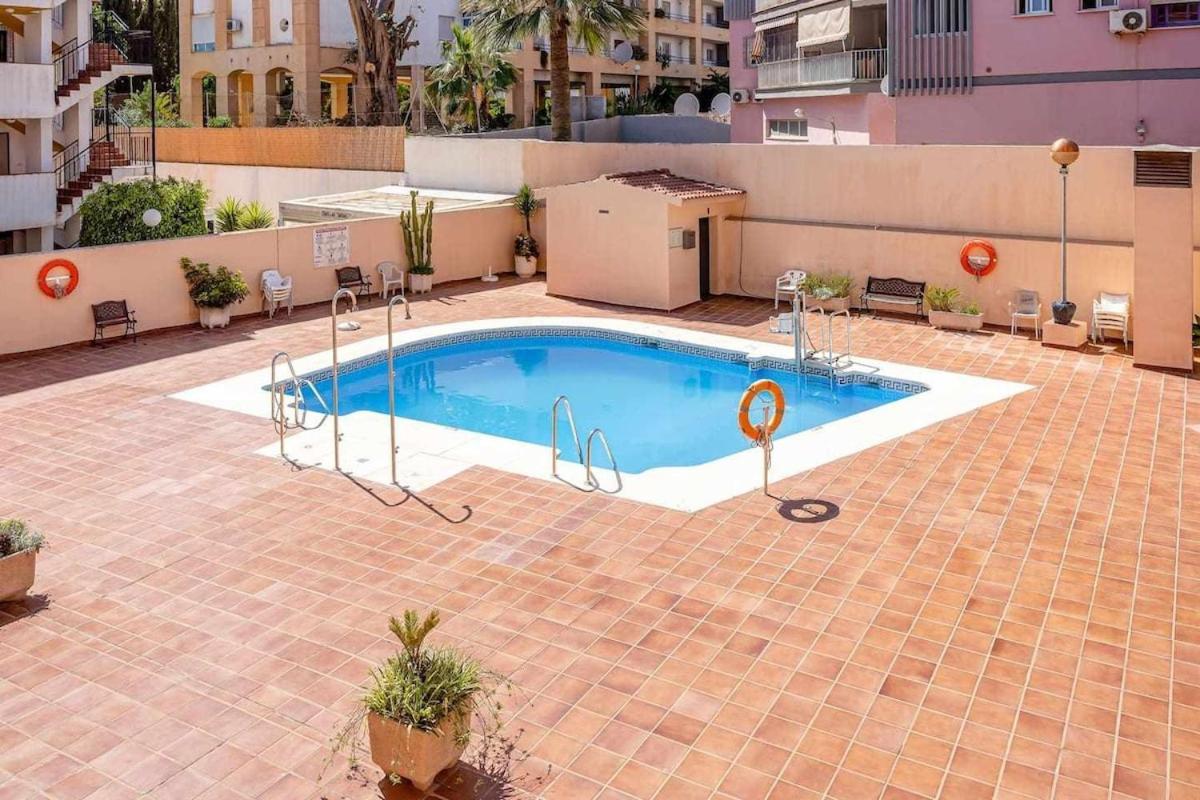 797 Holiday Rentals - Lujoso Apartamento En Arroyo Con Piscina Benalmádena Eksteriør bilde